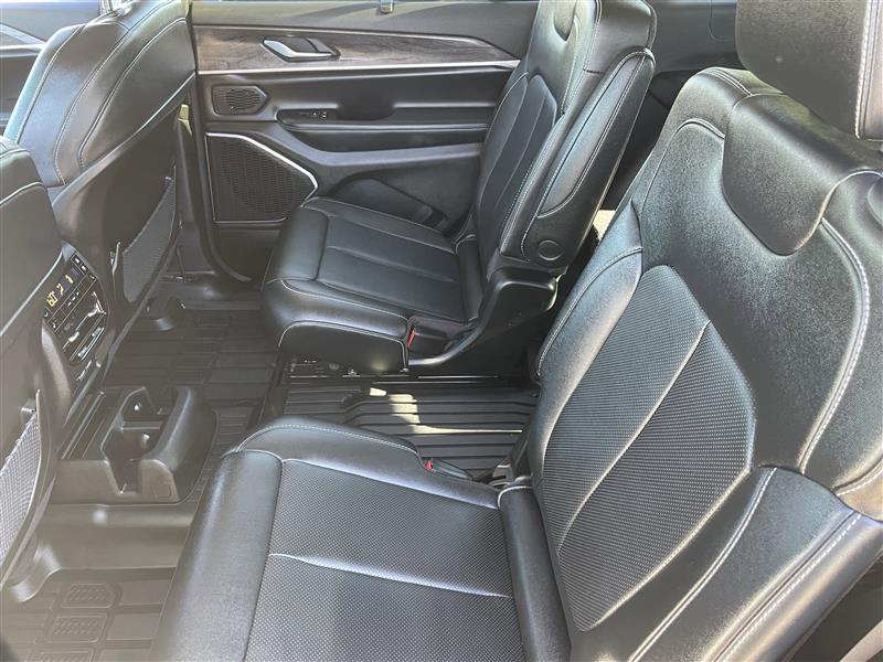 Jeep Grand Cherokee L Limited 4WD 2022