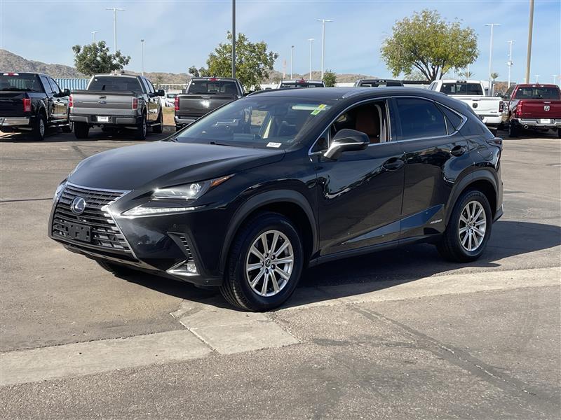 Lexus NX 300h AWD 2019