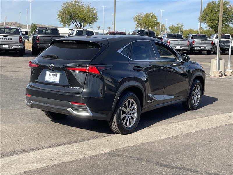 Lexus NX 300h AWD 2019