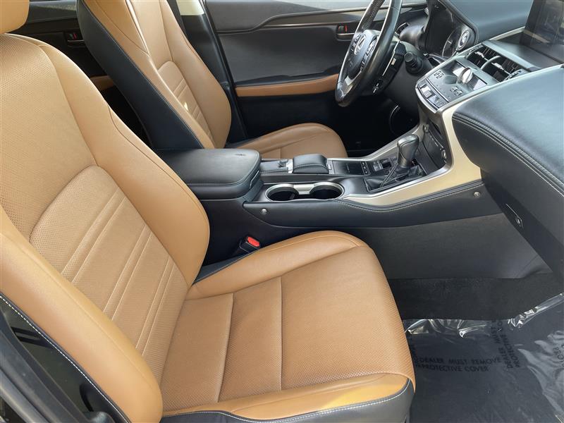 Lexus NX 300h AWD 2019