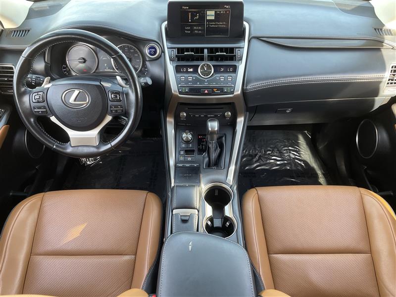 Lexus NX 300h AWD 2019