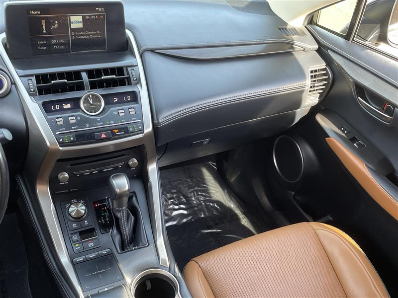 Lexus NX 300h AWD 2019