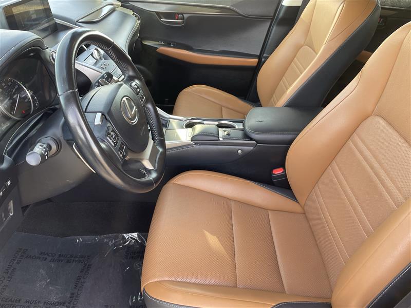 Lexus NX 300h AWD 2019