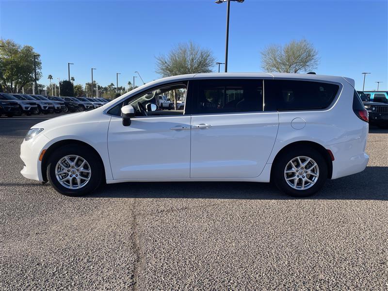 Chrysler Voyager LX 2023