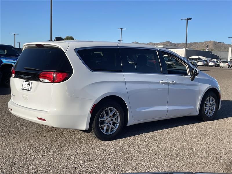 Chrysler Voyager LX 2023