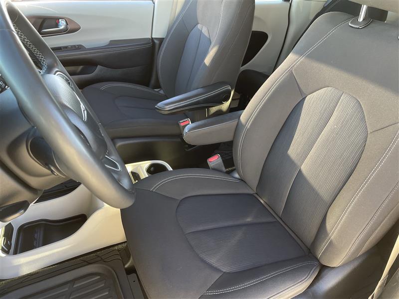 Chrysler Voyager LX 2023