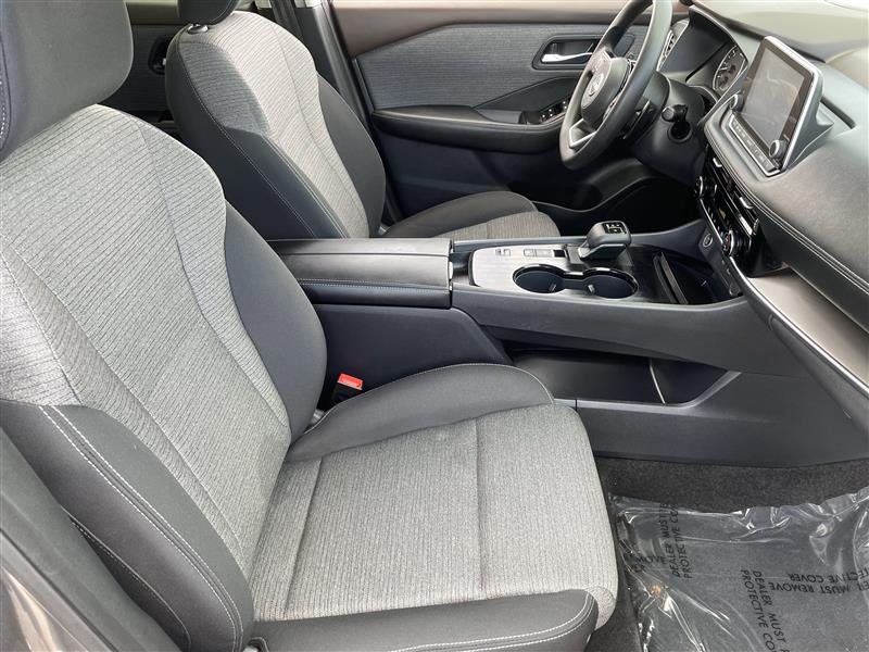 Nissan Rogue SV 2023