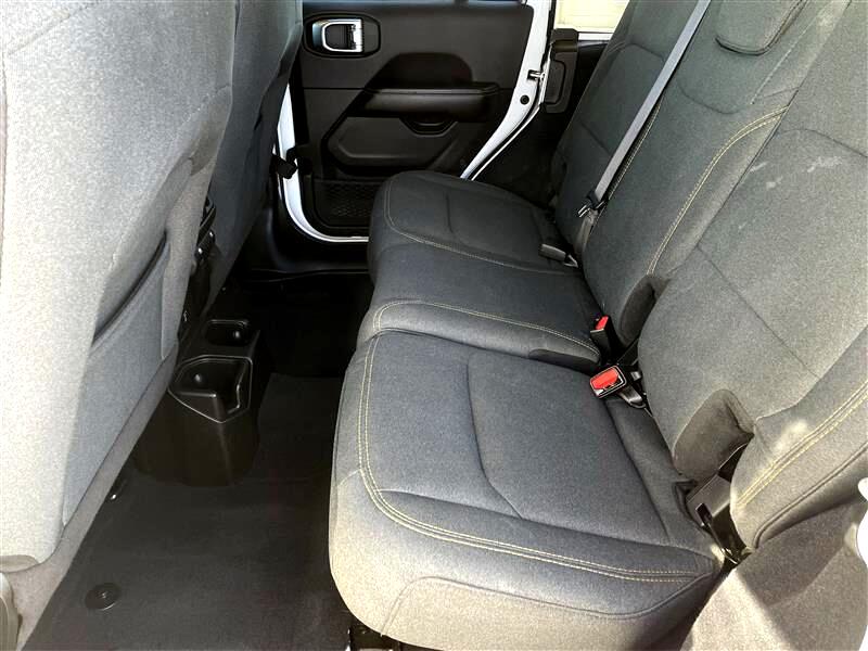 Jeep Wrangler Sahara 2024