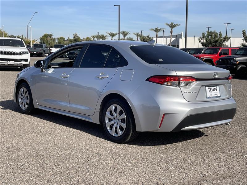 Toyota Corolla LE 2021