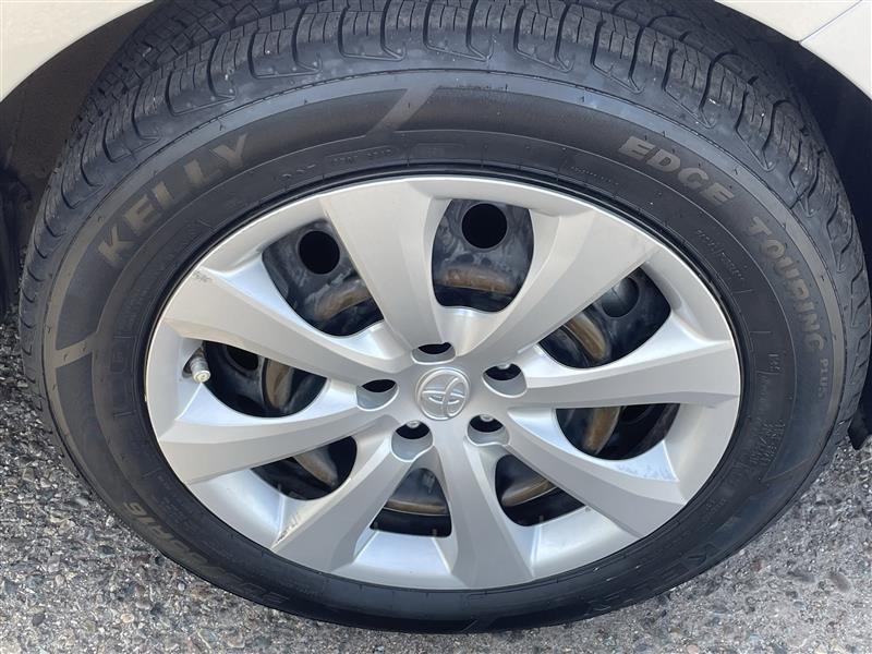 Toyota Corolla LE 2021