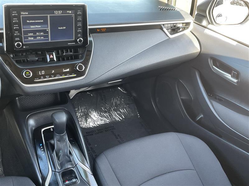 Toyota Corolla LE 2021