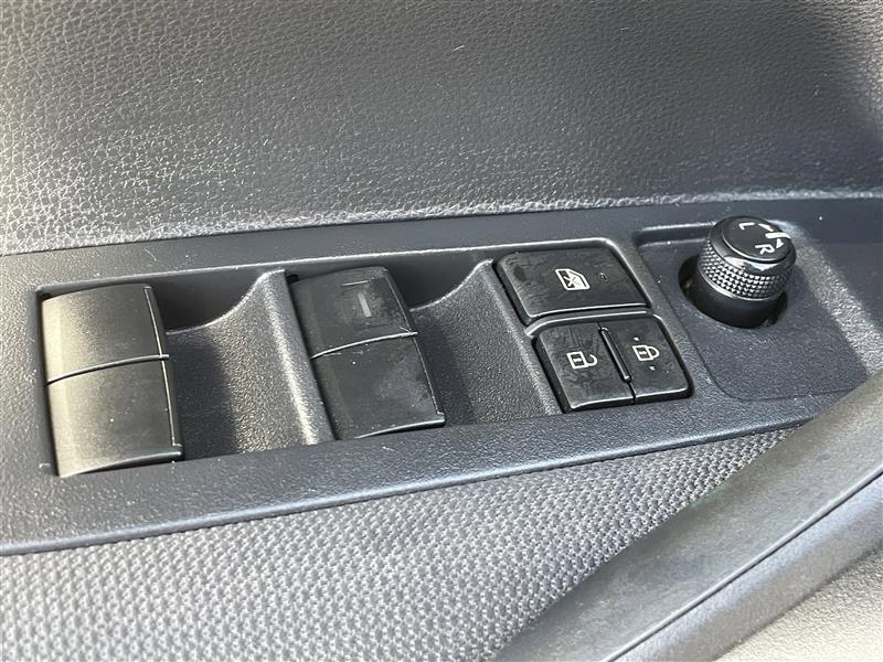 Toyota Corolla LE 2021