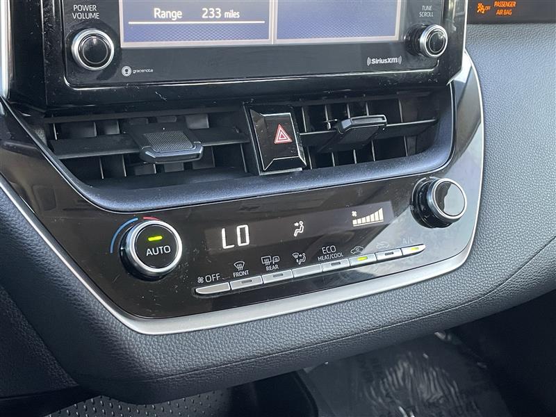 Toyota Corolla LE 2021