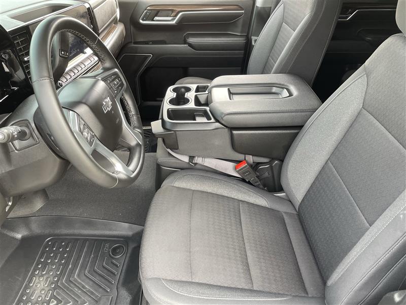 Chevrolet Silverado 1500 RST Crew Cab 2WD 2024