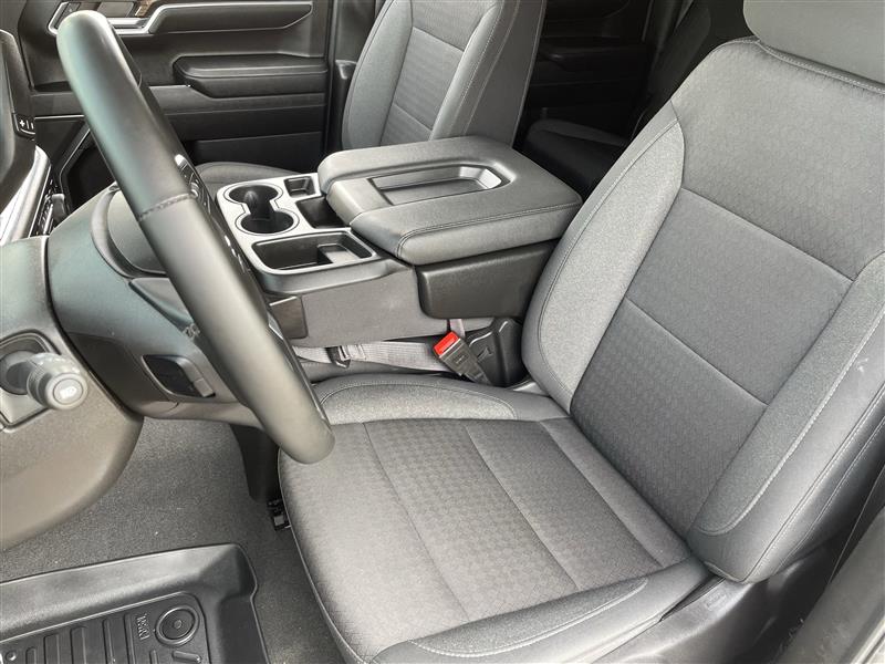 Chevrolet Silverado 1500 RST Crew Cab 2WD 2024