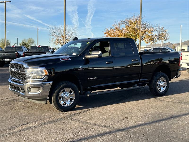 RAM 2500 Tradesman Crew Cab SWB 4WD 2021