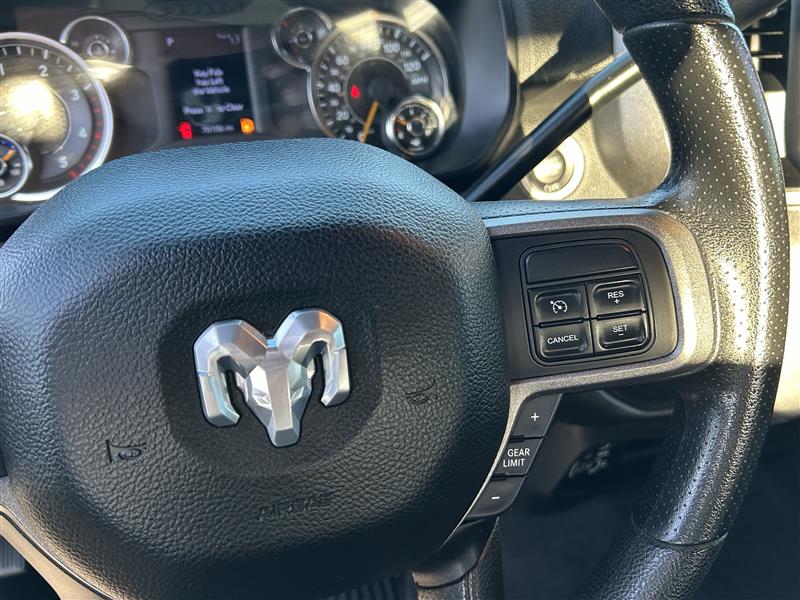 RAM 2500 Tradesman Crew Cab SWB 4WD 2021