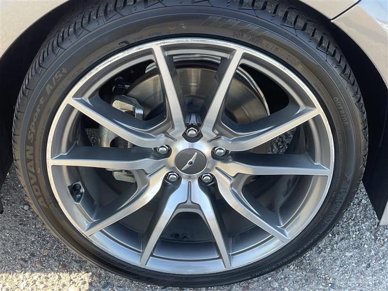 Genesis G70 2.0T 2021