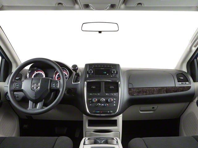 Dodge Grand Caravan SE 2012