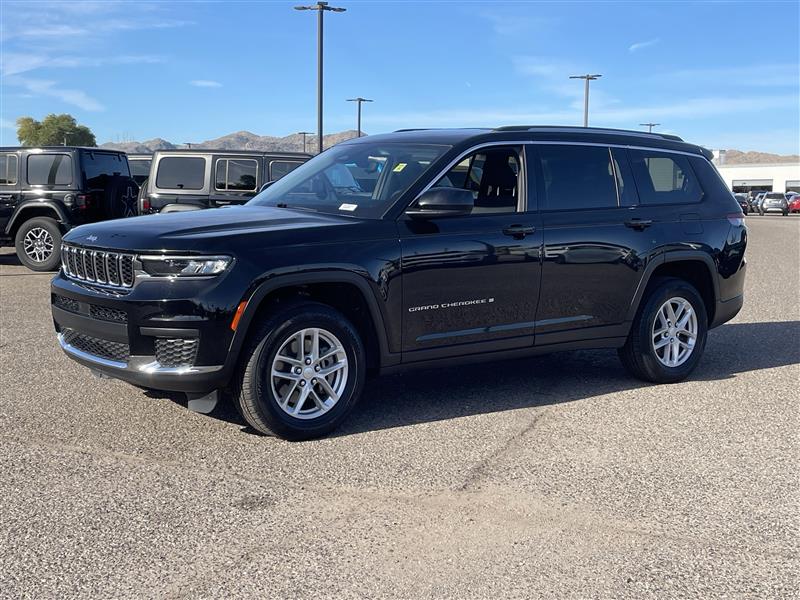 Jeep Grand Cherokee L Laredo 2023