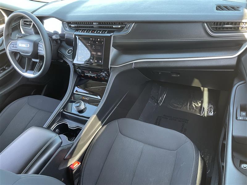 Jeep Grand Cherokee L Laredo 2023