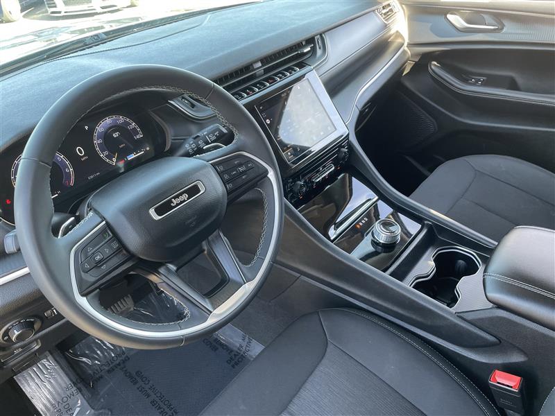 Jeep Grand Cherokee L Laredo 2023