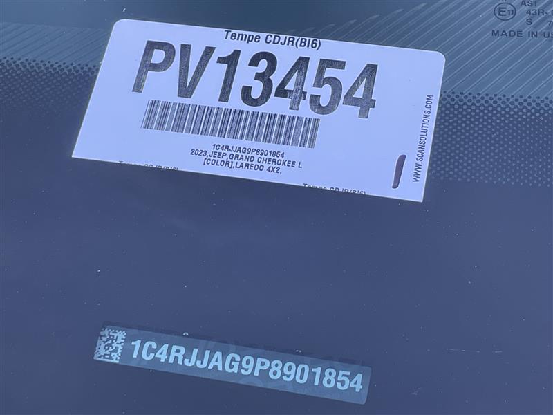 Jeep Grand Cherokee L Laredo 2023