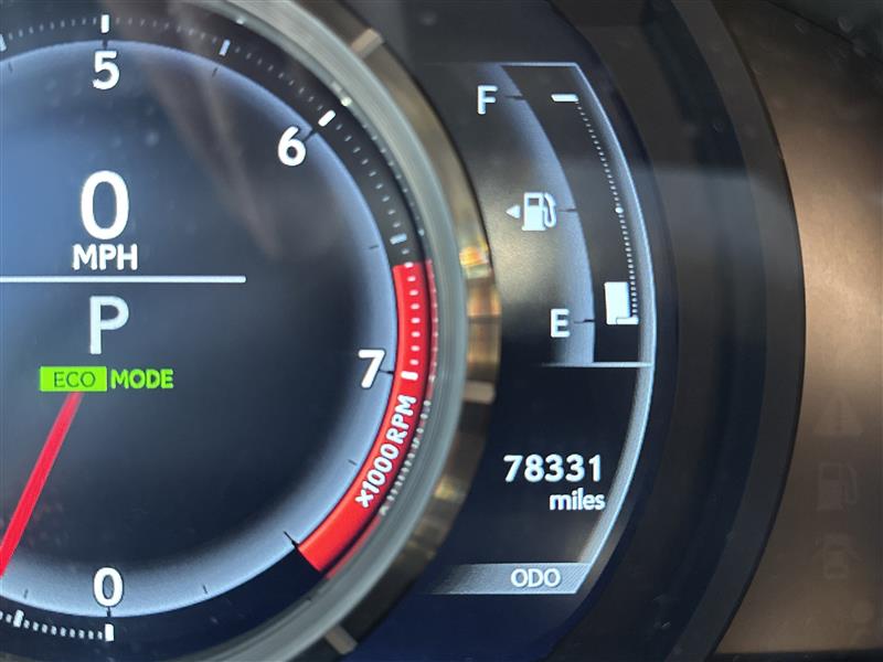 Lexus IS 300 AWD 2016