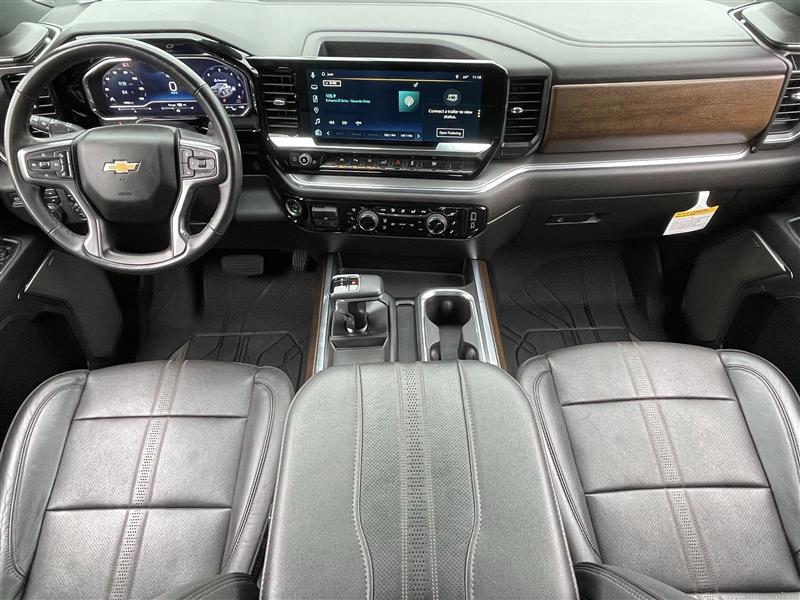 Chevrolet Silverado 1500 High Country Crew Cab 4WD 2024