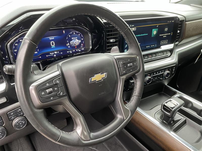 Chevrolet Silverado 1500 High Country Crew Cab 4WD 2024