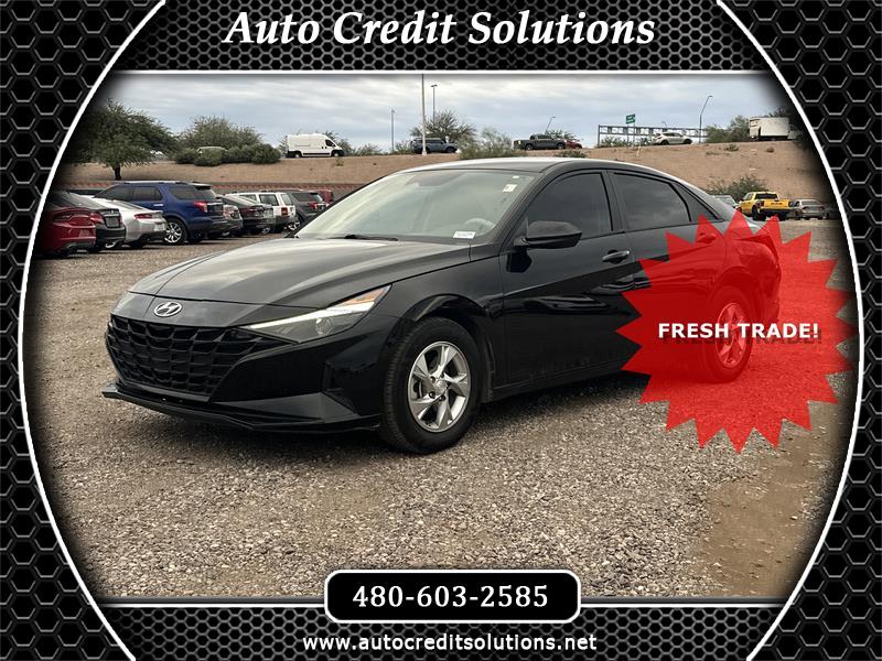 2023 Hyundai Elantra SE