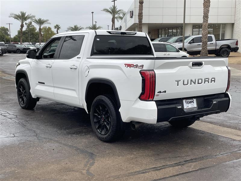 Toyota Tundra Limited CrewMax 4WD 2024