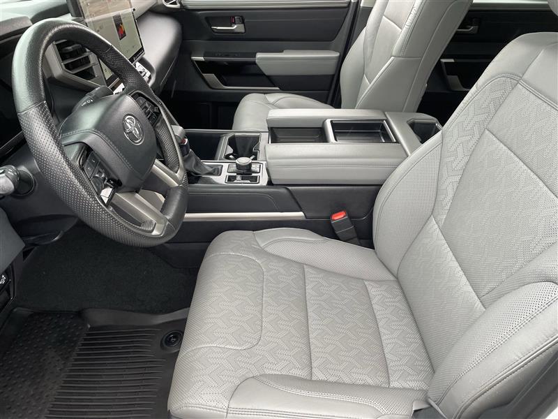 Toyota Tundra Limited CrewMax 4WD 2024