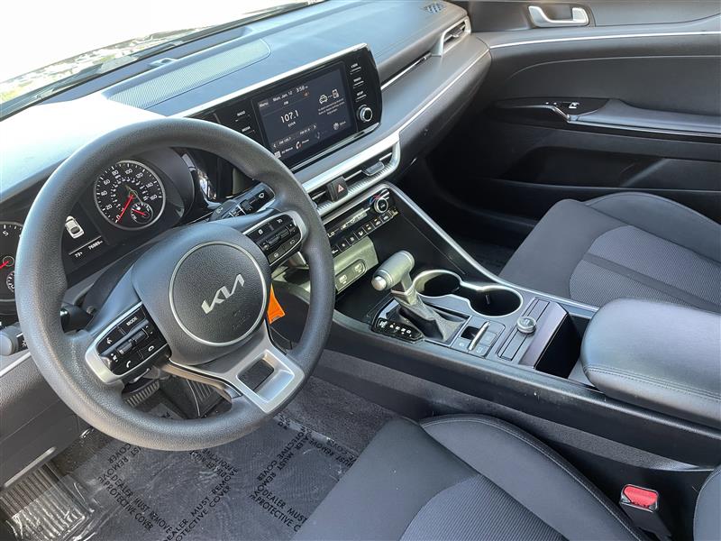 Kia K5 LX 2022