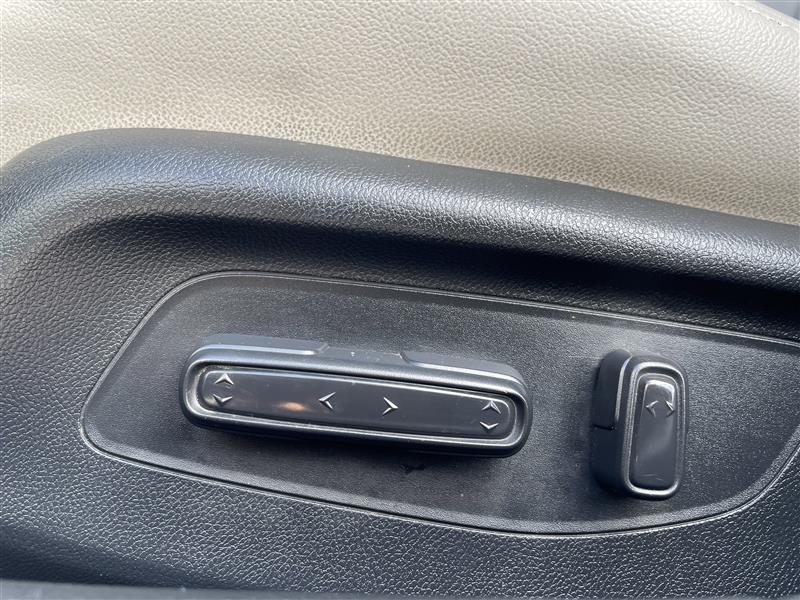 Honda Civic EX-L Hatchback 2023