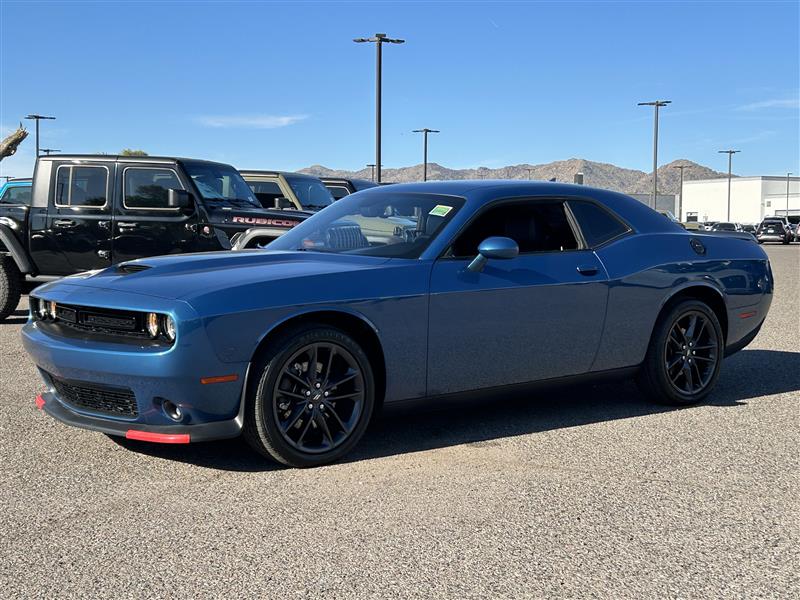 Dodge Challenger GT AWD 2021