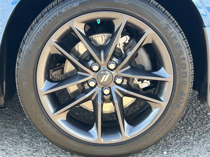 Dodge Challenger GT AWD 2021