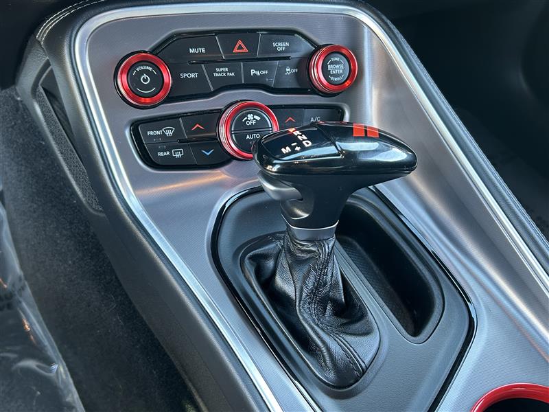 Dodge Challenger GT AWD 2021