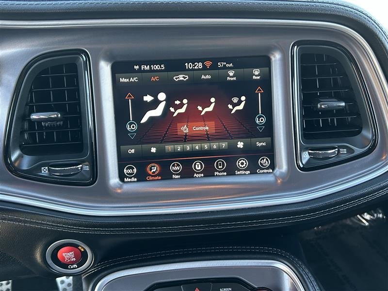 Dodge Challenger GT AWD 2021