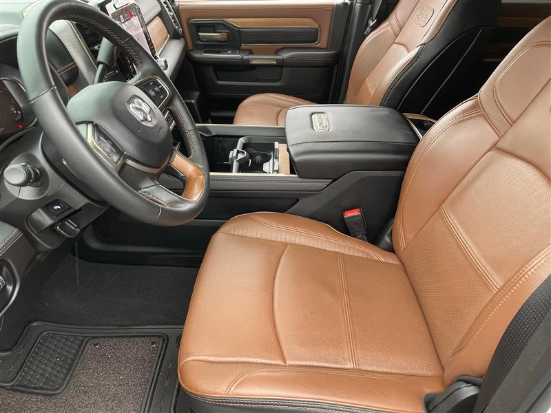 RAM 2500 Longhorn Crew Cab SWB 4WD 2024