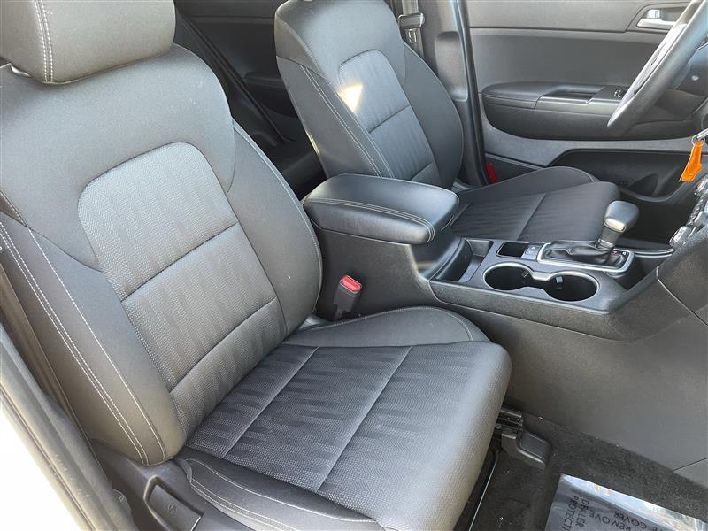 Kia Sportage LX FWD 2020