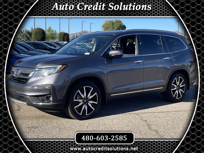Honda Pilot Touring w/Rear Captains Chairs 2022