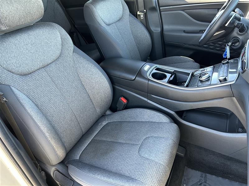Hyundai Santa Fe SE AWD 2023