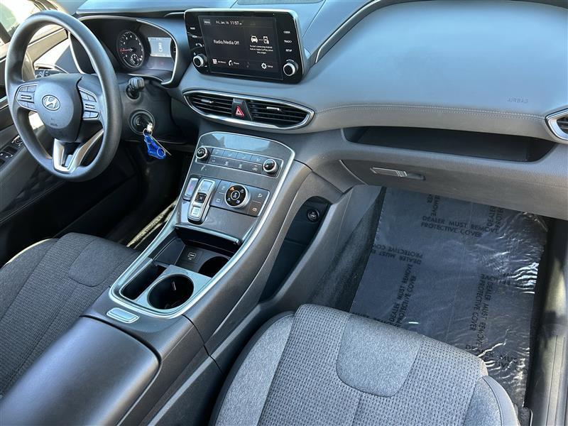 Hyundai Santa Fe SE AWD 2023