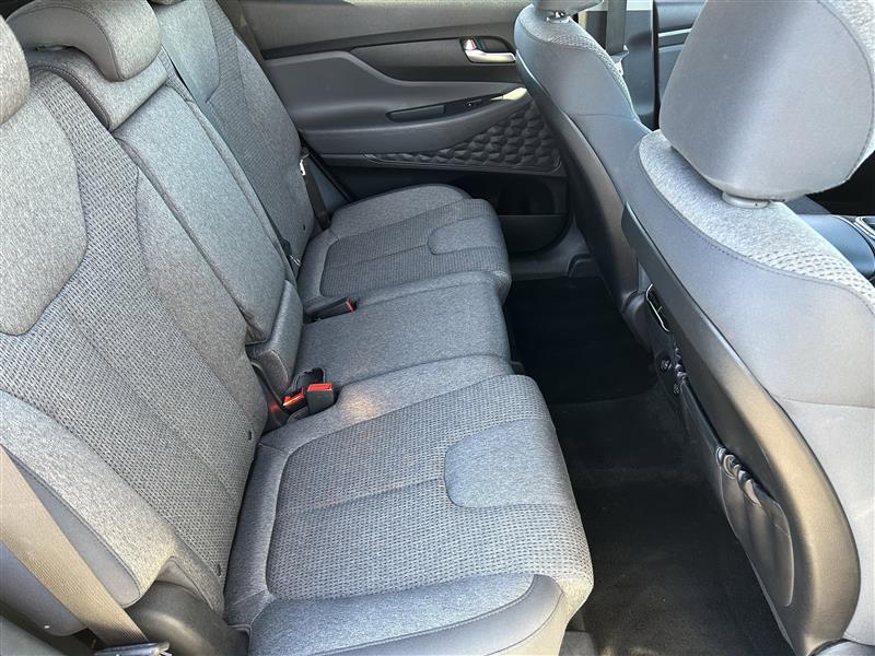 Hyundai Santa Fe SE AWD 2023