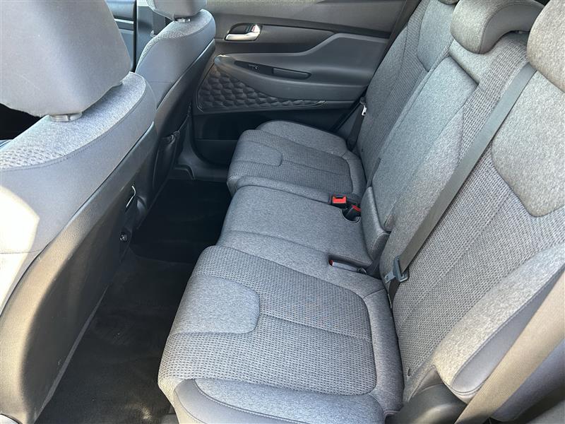 Hyundai Santa Fe SE AWD 2023