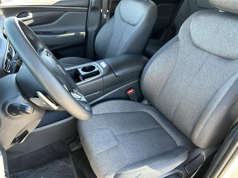 Hyundai Santa Fe SE AWD 2023