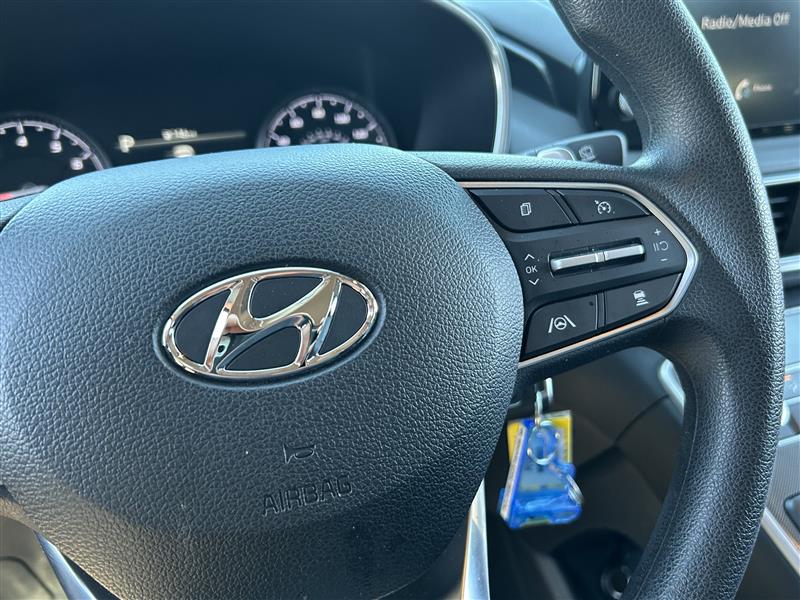 Hyundai Santa Fe SE AWD 2023