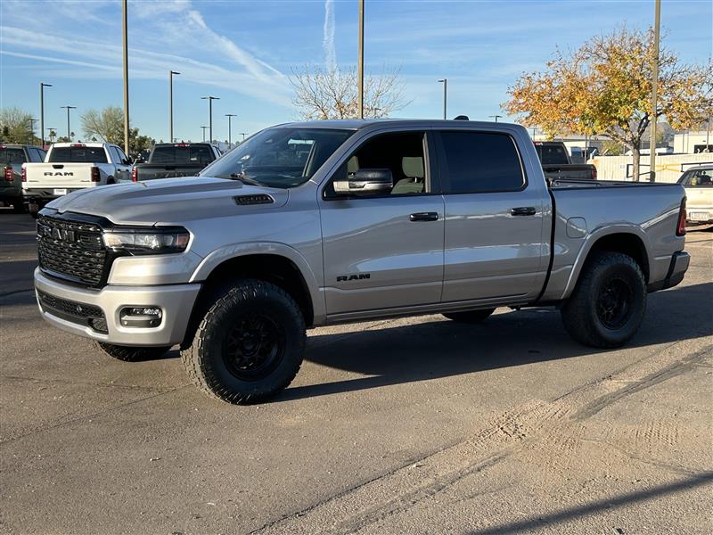 RAM 1500 Big Horn Crew Cab SWB 4WD 2025