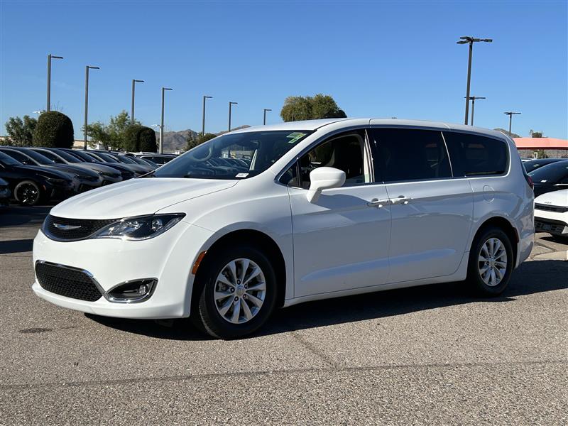 Chrysler Pacifica Touring Plus 2018